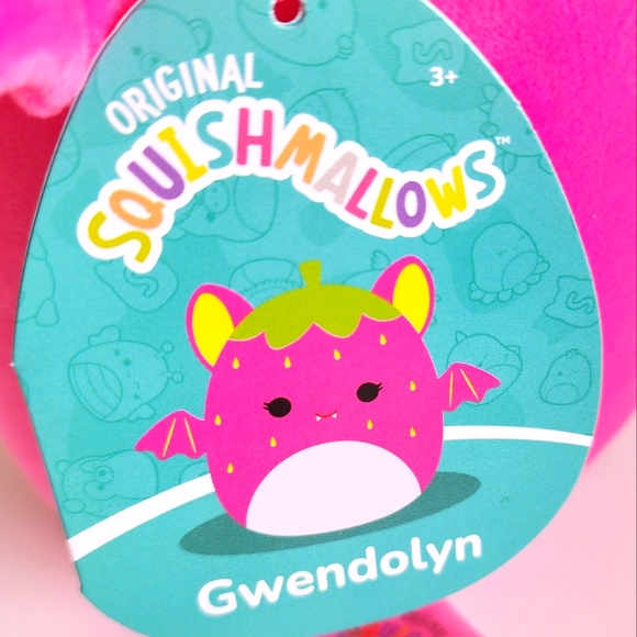 GWENDOLYN 🦇 Blacklight Pink Fruit Bat Original Squishmallow by Kelly Toy☆》NWT《☆ - Picture 3 of 8